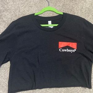 Cropped black t shirt